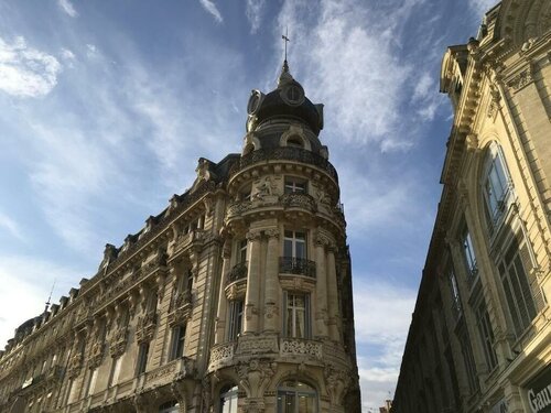 Hôtel Les Myrtes, Забронировать Отель Отели Монпелье с завтраком, рядом с Башня Баботт, Завтраки