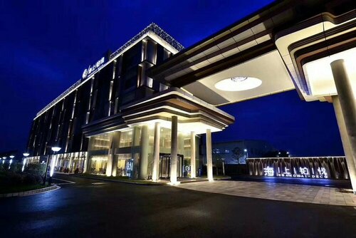 SHANGHAI-DECO Hotel-Free shuttle bus to Pudong Airport and Disneyland, Забронировать Отель Отели Пудун 3 звезды, 3*