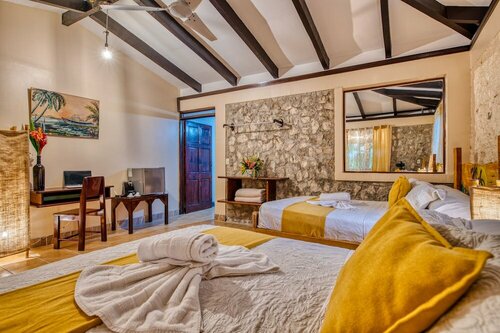 Atlantida Lodge Cahuita, Забронировать Отель Отели в центре Кауита, в центре