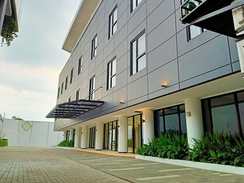 Hotel Youstay Semarang by Sinergi, Prenota Hotel Semarang Central Java