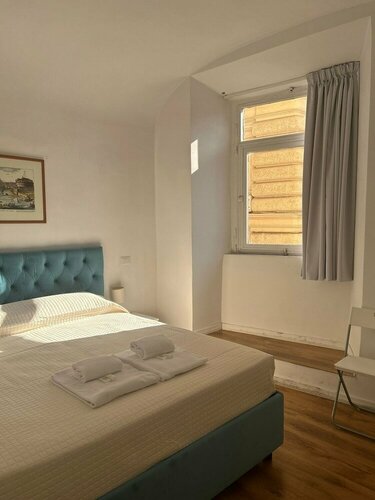 Abagnale Home Montecitorio, Забронировать Гостевой дом Спанья Рим