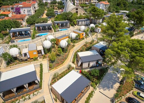 Medora Orbis Mobile Homes & Glamping, Buchen Sie Campingplatz Campingplätze und Glamping in Gespanschaft Split-Dalmatien, Campingplatz