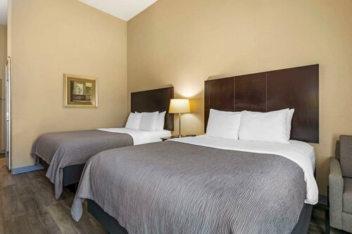 Quality Inn & Suites, Buchen Sie Hotel Reno USA