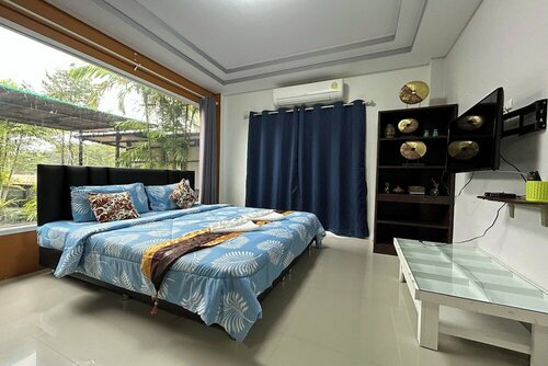 Tann Anda Resort By Zuzu, Забронировать Курортный отель Отели Муанг с бассейном, Бассейн