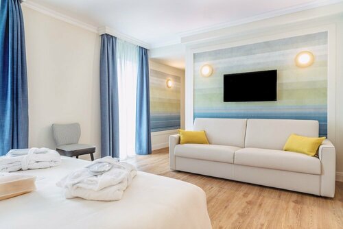 Sky Pool Hotel Sole Garda, Забронировать Отель Гарда Garda Veneto