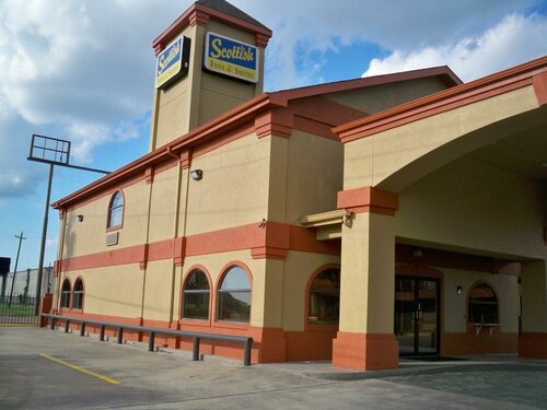 Scottish Inn and Suites Beaumont, Забронировать Мини-отель Бомонт Texas Gulf Coast