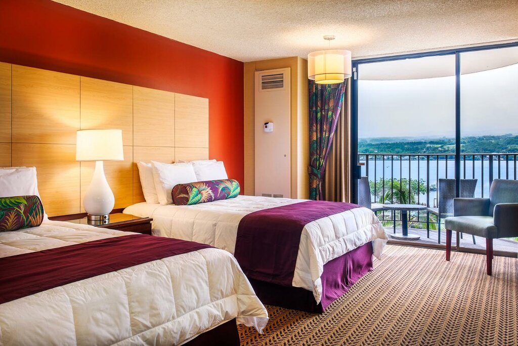 Hilo Hawaiian Hotel