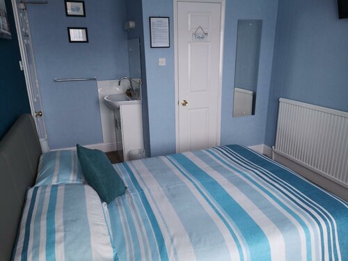 The Phoenix Guest House, Rezervați Pensiune Pensiuni în Merseyside, Pensiune