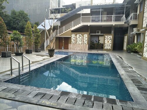 Nueve Jogja Hotel, Rezerwuj Hotel Hotele w Yogyakarta z Parkingiem, Parking