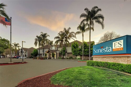 Sonesta ES Suites San Jose - Airport, Забронировать Отель Сан-Хосе Silicon Valley