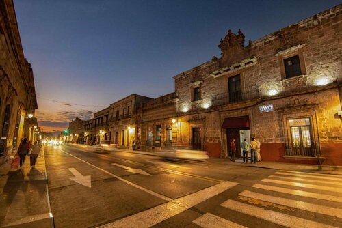 OYO Hostal Mich, Rezervați Hostel Hoteluri SPA în Morelia, SPA