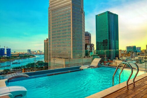 Sky Gem Central Hotel, Забронировать Отель Отели Района 1 с бассейном, Бассейн
