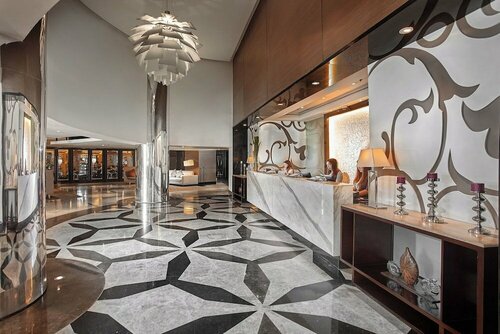 Quest Hotel & Conference Center - Cebu, Rezerwuj Hotel Hotele w Cebu z Parkingiem, Parking