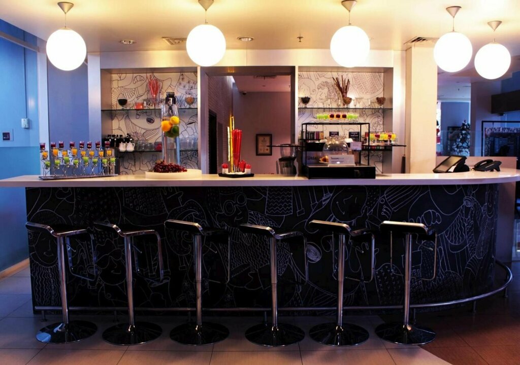 ibis Jakarta Senen