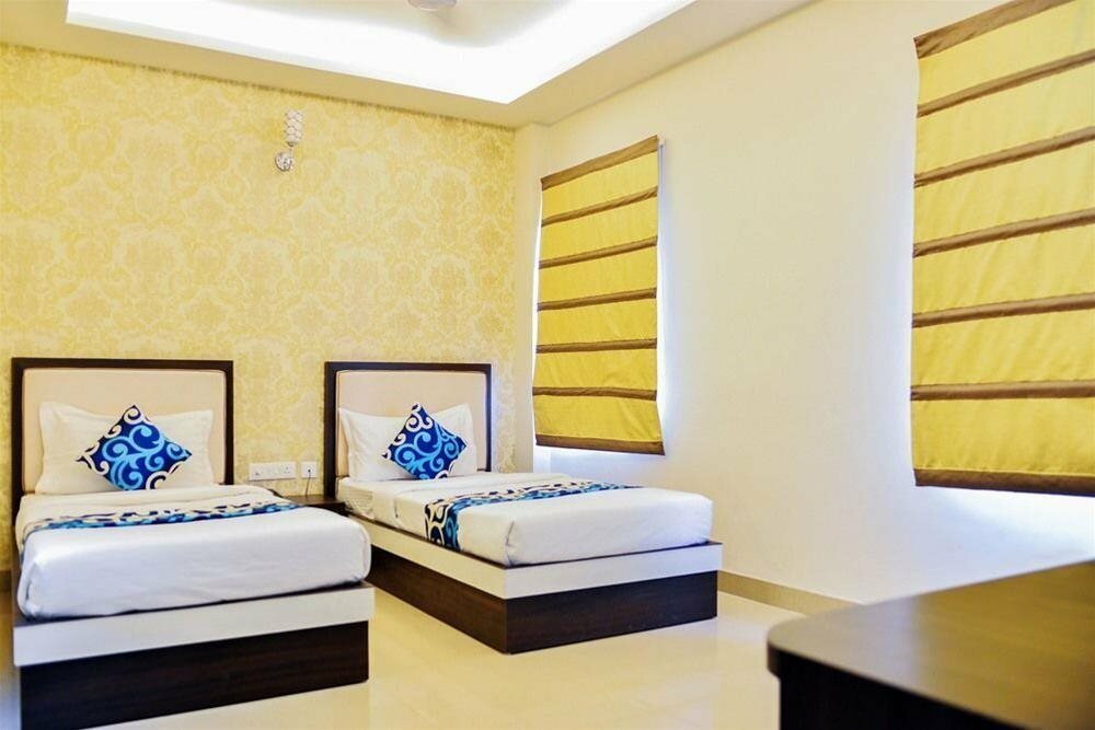 Hotel Janki International