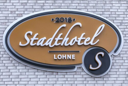 Stadthotel Lohne, Self Check-in & entspannt im Café frühstücken, Забронировать Отель Лоне Oldenburger Muensterland