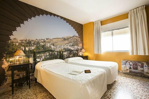 Hostal Casa Salvador, Забронировать Хостел Хостелы Granada Province, Хостел