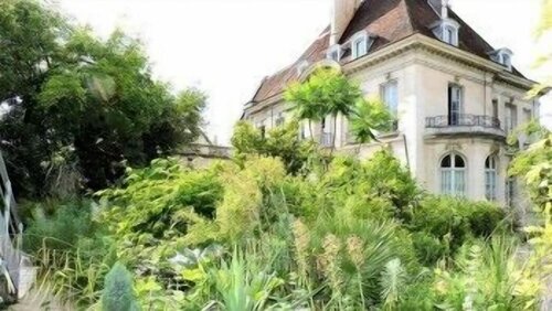 La Gourmandine, Забронировать Отель Отели в центре Шательро, в центре, Парковка