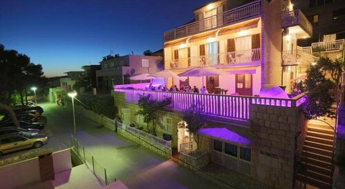 Apartments Marina, Забронировать Апартаменты/квартира Хвар Остров Хвар, рядом с Fortica Fortress