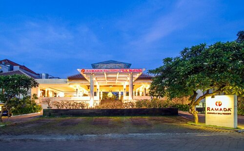 Away Bali Legian Camakila Resort, Prenota Hotel Hotel a Badung con piscina, Piscina