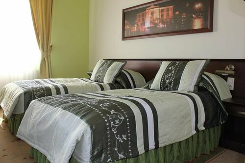 Hotel Magnat Airport, Prenota Hotel  