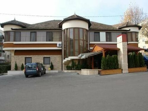 Boutique Vila Paradis, Забронировать Бутик-отель Дева Хунедоара