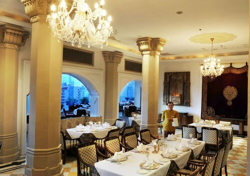 Rembrandt Hotel Bangkok, Забронировать Отель Отели Бангкока с бассейном, Бассейн