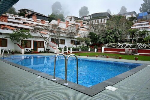 Kodai Resort Hotel, Kodaikanal, Забронировать Курортный отель Кодайканал штат Тамилнад, рядом с Пешеходная тропа Коакерс-Уолк
