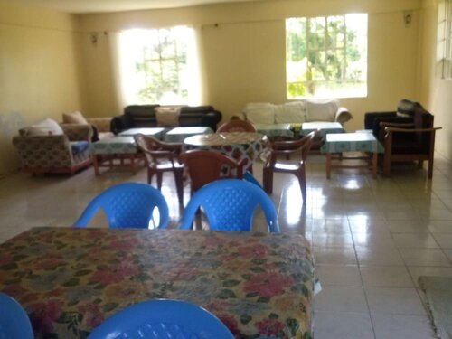 Gralins Hotel, Réserver Hôtel Asembo 