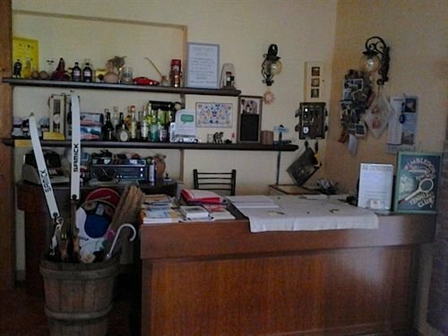 B&B La Letizia, Buchen Sie Bed & Breakfast Hotels in Lucignano mit Parkplatz, Parkplätze