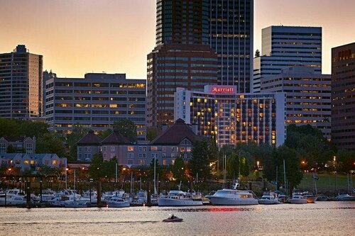 Portland Marriott Downtown Waterfront, Забронировать Отель Отели Портленда 4 звезды, рядом с Ira Keller Fountain Park, 4*