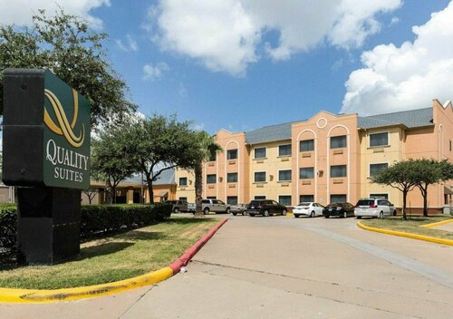 Quality Suites Houston NW Cy-Fair, Buchen Sie Hotel Houston 