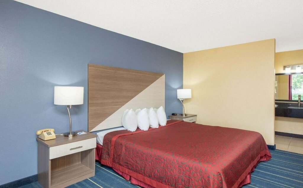 Days Inn by Wyndham Salem, Illinois