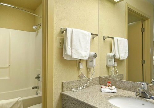 Super 8 Mobile Tillmans Corner, Boek Mini-hotel Tillmans Corner Alabama