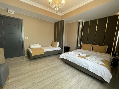 New Taksim Hotel, Забронировать Отель Отели и гостиницы Стамбула, рядом с Университет Кадира Хаса, Отель