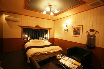 Hotel Nuova Himeji – Adults Only, Забронировать Отель Химедзи Хёго