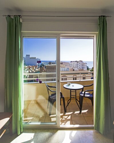 Apartamentos Turísticos Fercomar, Забронировать Апартаменты/квартира Отели Axarquía с бассейном, Бассейн