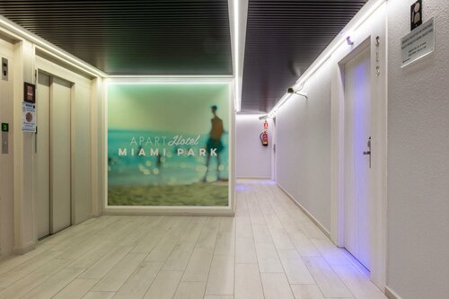 Aparthotel Miami Park, Забронировать Апарт-отель Отели Калелья с завтраком, рядом с Пляж Calella, Завтраки