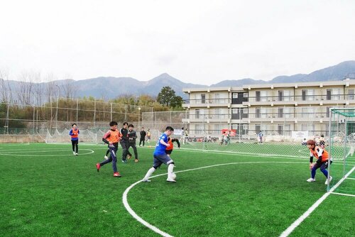 J-Hoppers Lake Biwa Guesthouse, Забронировать Хостел Недорогие отели Сига, недорого