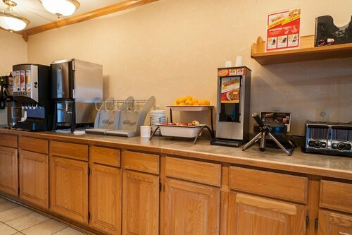 Country Inn & Suites Milwaukee Airport, Boek Hotel SPA-hotels in Wisconsin, SPA