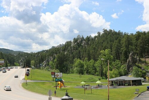 Roosevelt Inn Mount Rushmore, Buchen Sie Hotel Hotels in South Dakota mit Pool, Schwimmbad