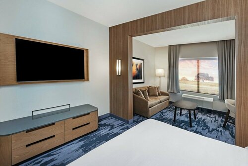 Fairfield Inn & Suites by Marriott Houston Memorial City Area, Book Hotel Hoteller i Houston med parkering, Parkering