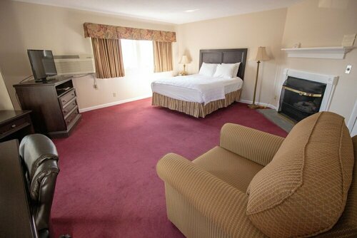 The Lucerne Inn, Book Hotel Dedham 