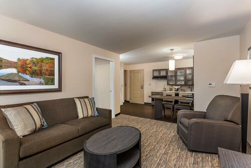 Candlewood Suites Bensalem - Philadelphia Area by IHG, Забронировать Отель Отели Bucks County с парковкой, Парковка