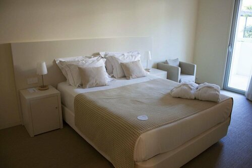 INLIMA Hotel & Spa, Забронировать Курортный отель Отели в центре Понте-де-Лима, в центре