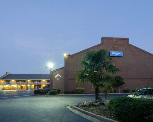 Rodeway Inn Norcross, Rezervovat Hotel Norcross Georgie