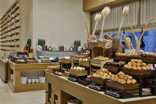 Hilton Al Khobar King Fahd Causeway, Забронировать Отель Аль Кхобар Эш-Шаркия