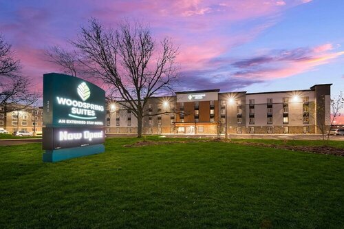 WoodSpring Suites Dearborn Detroit, Rezervovat Hotel Dearborn 