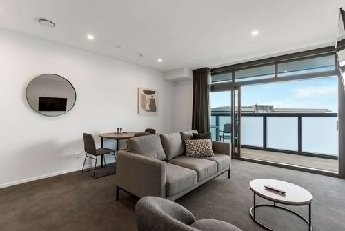 Ramada by Wyndham Newmarket Auckland, Забронировать Отель Отели Окленда с парковкой, Парковка