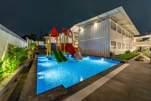 Kontena Hotel, Брондау Қонақ үй Batu East Java, Batu Townsquare маңындағы